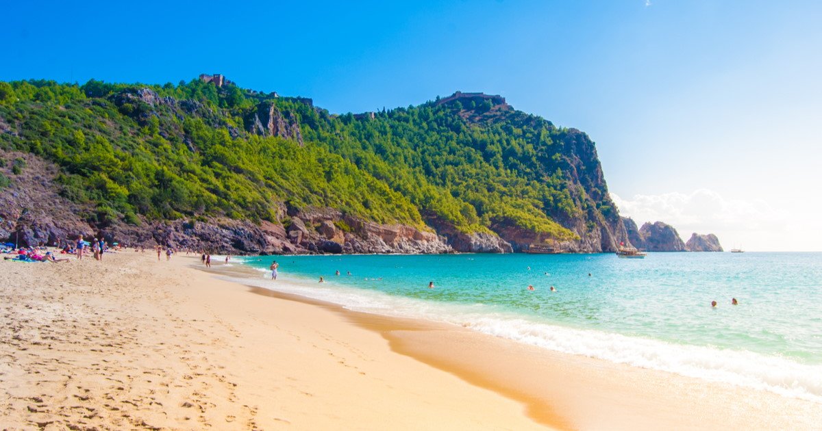 🏖️ 담라타쉬 해변 (Damlataş Plajı)